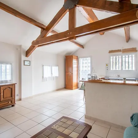 Apartman De Gardian *